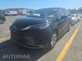 2022 Toyota Sienna Limited 7-Passenger 120.5" WB
