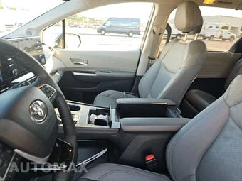 2022 Toyota Sienna Limited 7-Passenger 120.5" WB - miniatura 7