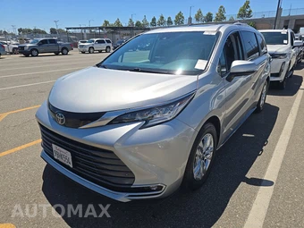 2022 Toyota Sienna Limited 7-Passenger 120.5" WB