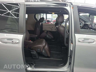 2022 Toyota Sienna Platinum 7-Passenger 120.5" WB - miniatura 14