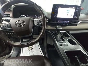 2022 Toyota Sienna Platinum 7-Passenger 120.5" WB - miniatura 10