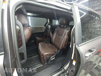 2022 Toyota Sienna Platinum 7-Passenger 120.5" WB - miniatura 13