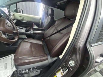2022 Toyota Sienna Platinum 7-Passenger 120.5" WB - miniatura 6