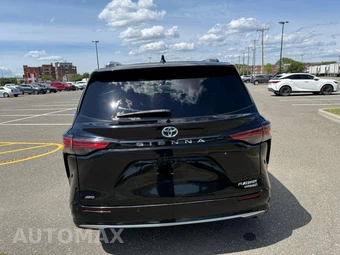 2022 Toyota Sienna Platinum 7-Passenger 120.5" WB - miniatura 10