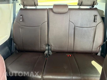 2022 Toyota Sienna Platinum 7-Passenger 120.5" WB - miniatura 16