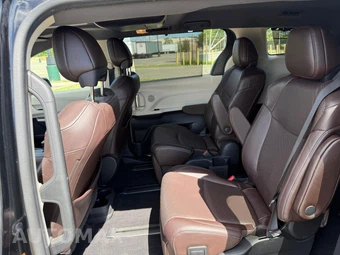 2022 Toyota Sienna Platinum 7-Passenger 120.5" WB - miniatura 17
