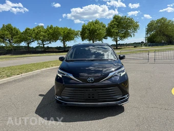 2022 Toyota Sienna Platinum 7-Passenger 120.5" WB - miniatura 3