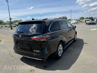 2022 Toyota Sienna Platinum 7-Passenger 120.5" WB - miniatura 4