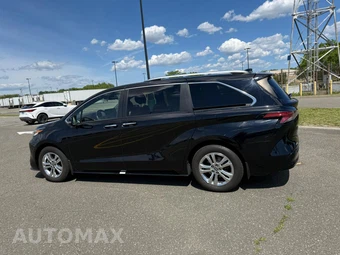 2022 Toyota Sienna Platinum 7-Passenger 120.5" WB - miniatura 8