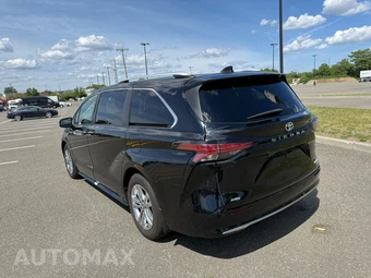 2022 Toyota Sienna Platinum 7-Passenger 120.5" WB - miniatura 9