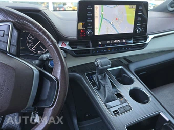 2022 Toyota Sienna Platinum 7-Passenger 120.5" WB - miniatura 11
