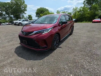 2022 Toyota Sienna XLE 7-Passenger 120.5" WB