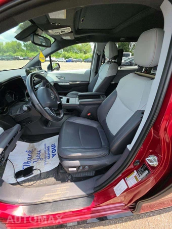 2022 Toyota Sienna XLE 7-Passenger 120.5" WB - miniatura 3