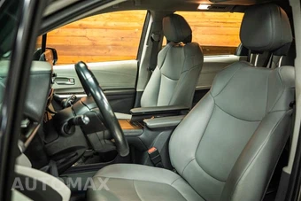 2022 Toyota Sienna XLE 7-Passenger 120.5" WB - miniatura 10