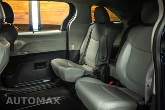 2022 Toyota Sienna XLE 7-Passenger 120.5" WB - miniatura 11
