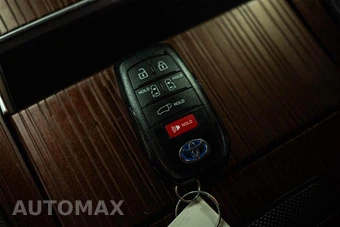 2022 Toyota Sienna XLE 7-Passenger 120.5" WB - miniatura 25