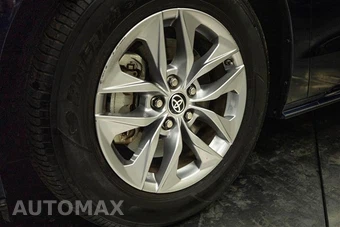 2022 Toyota Sienna XLE 7-Passenger 120.5" WB - miniatura 3