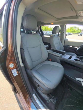 2022 Toyota Sienna XLE 7-Passenger 120.5" WB - miniatura 16