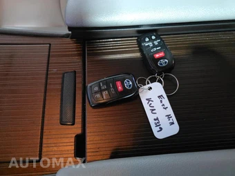 2022 Toyota Sienna XLE 7-Passenger 120.5" WB - miniatura 24