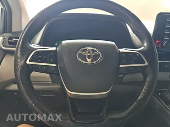 2022 Toyota Sienna XLE 7-Passenger 120.5" WB - miniatura 10