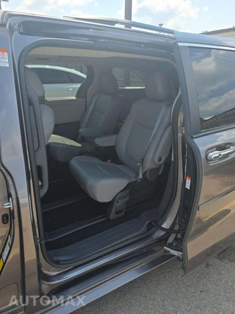 2022 Toyota Sienna XLE 7-Passenger 120.5" WB - miniatura 13