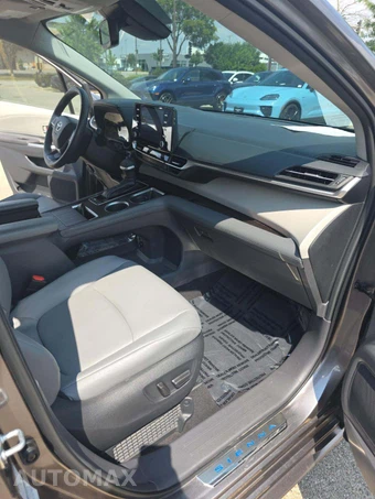 2022 Toyota Sienna XLE 7-Passenger 120.5" WB - miniatura 19