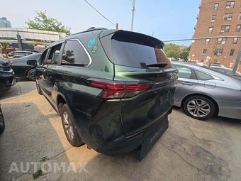 2022 Toyota Sienna XLE 8-Passenger 120.5" WB - miniatura 2