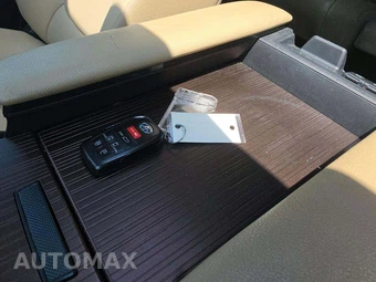2022 Toyota Sienna XLE 8-Passenger 120.5" WB - miniatura 8