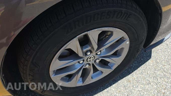 2022 Toyota Sienna XLE 8-Passenger 120.5" WB - miniatura 33