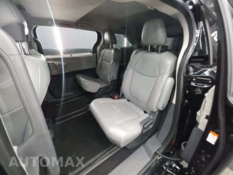 2022 Toyota Sienna XLE 8-Passenger 120.5" WB - miniatura 10