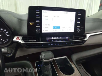 2022 Toyota Sienna XLE 8-Passenger 120.5" WB - miniatura 7