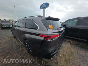 2022 Toyota Sienna XSE 7-Passenger 120.5" WB - miniatura 2