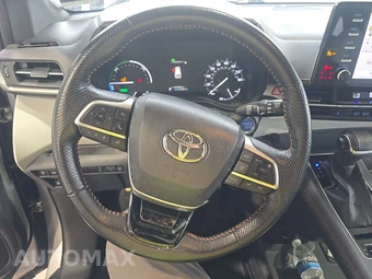 2022 Toyota Sienna XSE 7-Passenger 120.5" WB - miniatura 10