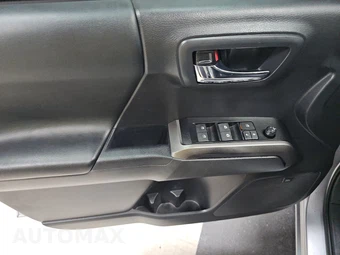 2022 Toyota Tacoma Limited Crew Cab Medium Bed - miniatura 9