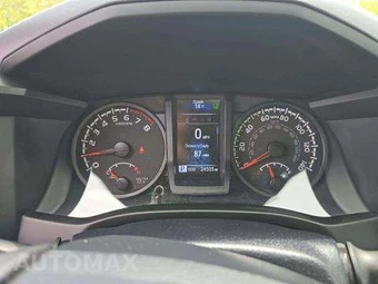 2022 Toyota Tacoma SR Crew Cab Medium Bed - miniatura 10