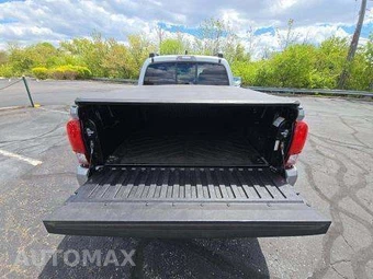 2022 Toyota Tacoma SR Crew Cab Medium Bed - miniatura 15