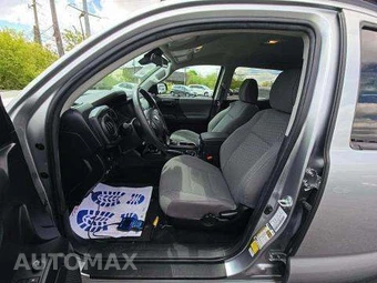 2022 Toyota Tacoma SR Crew Cab Medium Bed - miniatura 7
