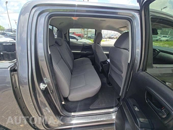 2022 Toyota Tacoma SR Crew Cab Medium Bed - miniatura 13