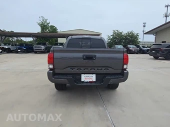 2022 Toyota Tacoma SR Crew Cab Medium Bed - miniatura 4