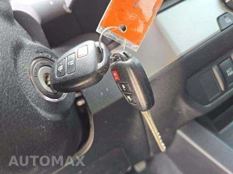 2022 Toyota Tacoma SR Crew Cab Medium Bed - miniatura 9
