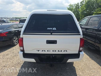 2022 Toyota Tacoma SR Crew Cab Medium Bed - miniatura 5