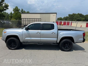 2022 Toyota Tacoma SR Crew Cab Medium Bed - miniatura 9