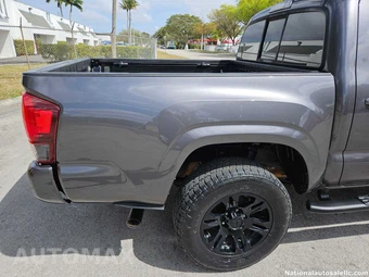 2022 Toyota Tacoma SR Crew Cab Medium Bed - miniatura 15