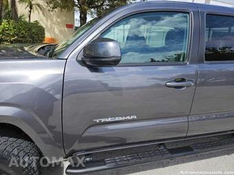 2022 Toyota Tacoma SR Crew Cab Medium Bed - miniatura 9