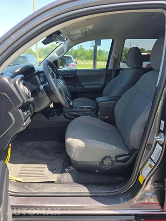 2022 Toyota Tacoma SR Crew Cab Medium Bed – miniatura 3