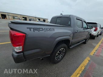2022 Toyota Tacoma SR Crew Cab Medium Bed - miniatura 4