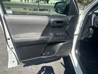 2022 Toyota Tacoma SR Extended Cab Long Bed w/Rear Doors - miniatura 8