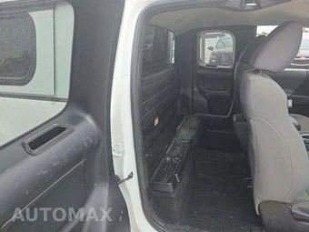2022 Toyota Tacoma SR Extended Cab Long Bed w/Rear Doors - miniatura 17