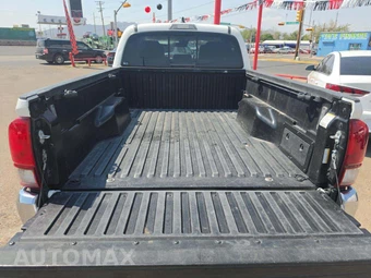 2022 Toyota Tacoma SR5 Crew Cab Long Bed - miniatura 14