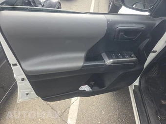 2022 Toyota Tacoma SR5 Crew Cab Long Bed - miniatura 9